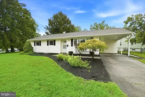 Other - 404 S Brownleaf Rd, Newark, DE 19713 photo 2 of 9