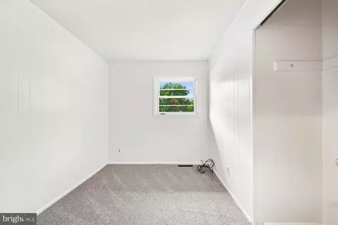 Bedroom - 404 S Brownleaf Rd, Newark, DE 19713 photo 1 of 3