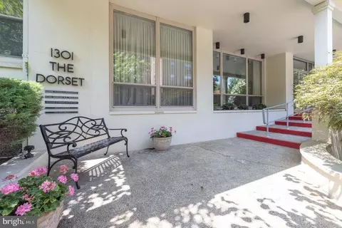 1301 N Unit N Harrison St #1206, Wilmington, DE 19806
