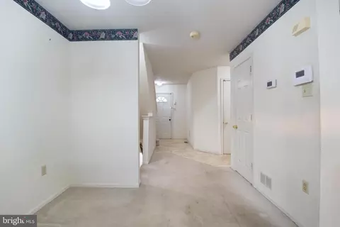 Entry Way - 106 Newton Dr, Bear, DE 19701 photo 2 of 3