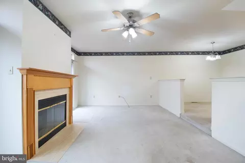 Living - 106 Newton Dr, Bear, DE 19701 photo 3 of 4