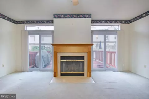 Living - 106 Newton Dr, Bear, DE 19701 photo 4 of 4