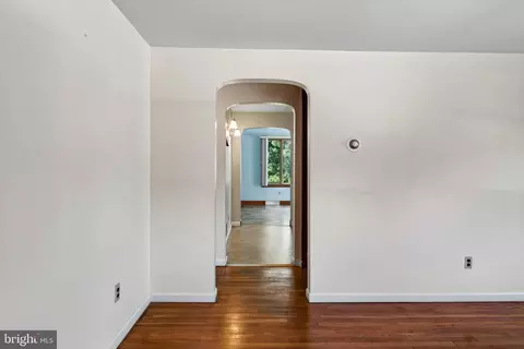 Entry Way - 5 Devon Rd, Wilmington, DE 19809 photo 1 of 7