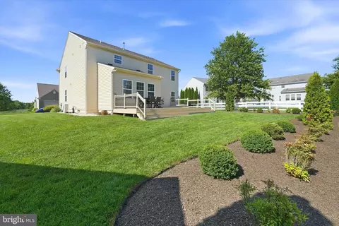 Exterior - 412 Prestwick Pl, Townsend, DE 19734 photo 9 of 13