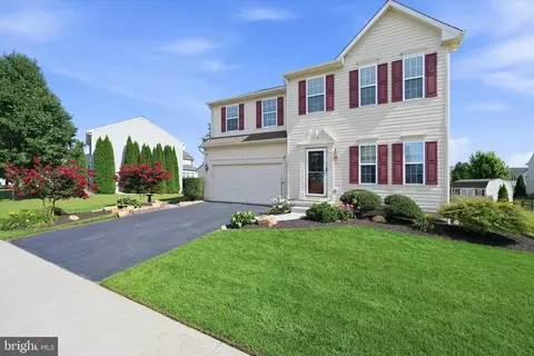 Exterior - 412 Prestwick Pl, Townsend, DE 19734 photo 5 of 13