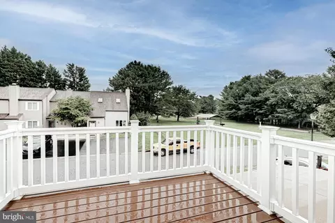 Exterior - 133 E Green Valley Cir, Newark, DE 19711 photo 5 of 5