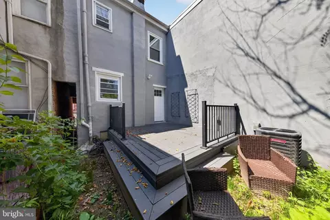 Exterior - 727 E 7th St, Wilmington, DE 19801 photo 7 of 8