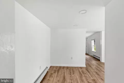 Entry Way - 129 E Main St, Middletown, DE 19709 photo 1 of 7