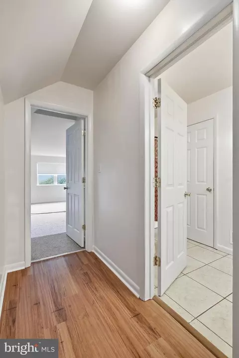 Entry Way - 1 Pebble Pl, Newark, DE 19702 photo 8 of 8