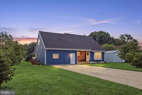 1 Pebble Pl, Newark, DE 19702