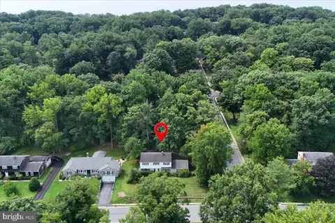 View/Area - 317 Arbour Dr, Newark, DE 19713 photo 3 of 3