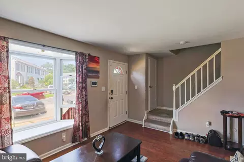 Entry Way - 152 Whitburn Pl, Newark, DE 19702 photo 2 of 2