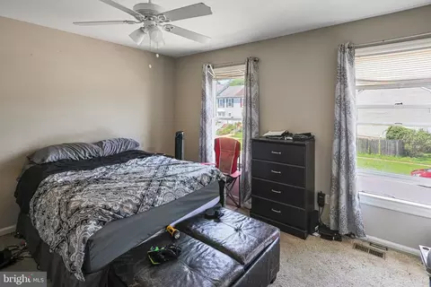 Bedroom - 152 Whitburn Pl, Newark, DE 19702 photo 1 of 3