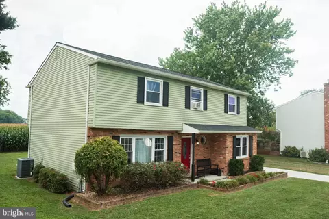 Exterior - 34 Craig Rd, Bear, DE 19701 photo 2 of 5