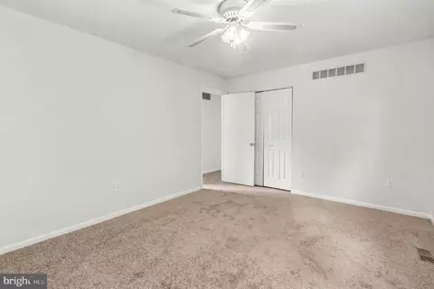 Entry Way - 737 Fox Chase Cir, Bear, DE 19701 photo 5 of 6