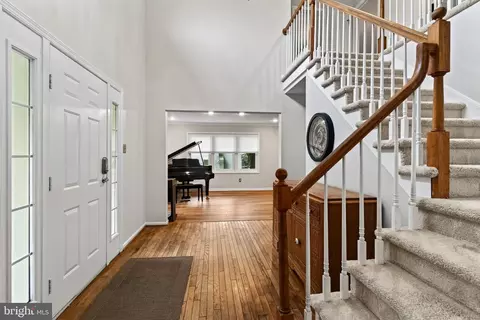 Entry Way - 13 Willow Creek Ln, Newark, DE 19711 photo 1 of 6