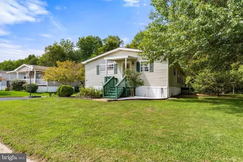 106 W Tulip Ln #322, Newark, DE 19713