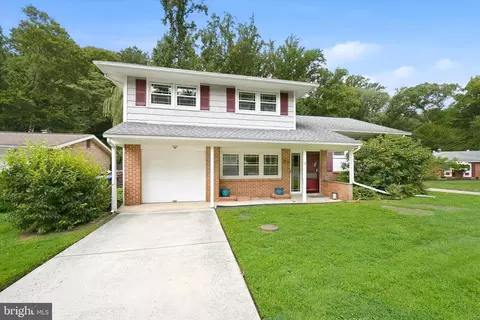 27 Duvall Ct, Wilmington, DE 19808