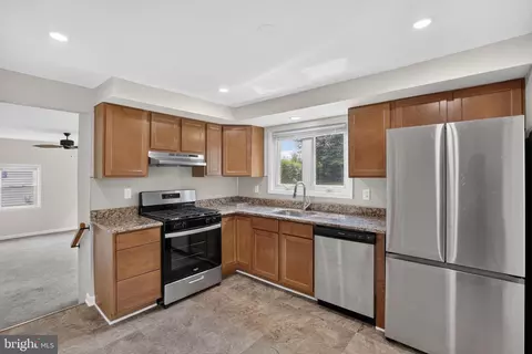 Kitchen - 211 S Dillwyn Rd, Newark, DE 19711 photo 1 of 2