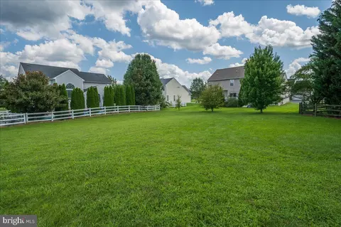 Exterior - 748 Tracy Cir, Townsend, DE 19734 photo 5 of 7