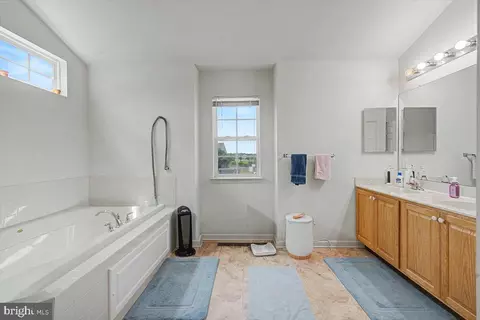 Entry Way - 748 Tracy Cir, Townsend, DE 19734 photo 5 of 6