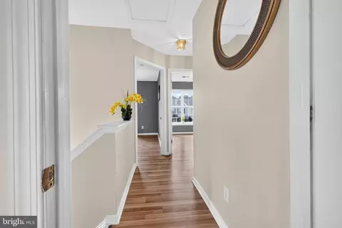 Entry Way - 134 Darling St, Newark, DE 19702 photo 2 of 7