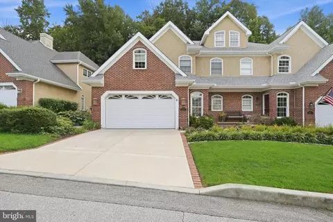 45 Hill Rd, Wilmington, DE 19806