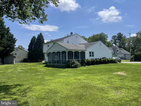 3329 Silverside Rd, Wilmington, DE 19810