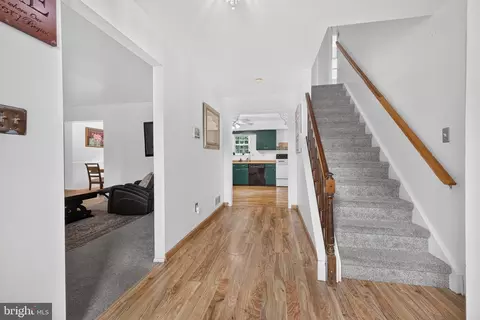 Entry Way - 431 Nilsen Rd, Bear, DE 19701 photo 1 of 6