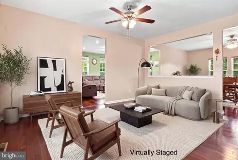 Living - 268 Ann Dr, Middletown, DE 19709 photo 1 of 3