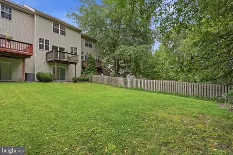 Exterior - 30 Brittany Ln, Bear, DE 19701 photo 6 of 8