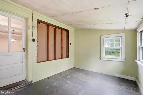 Entry Way - 117 Main St, Townsend, DE 19734 photo 5 of 10