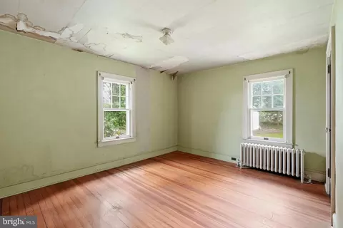 Bedroom - 117 Main St, Townsend, DE 19734 photo 4 of 6