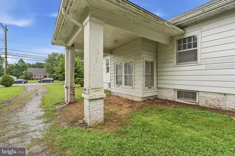 Exterior - 117 Main St, Townsend, DE 19734 photo 9 of 16