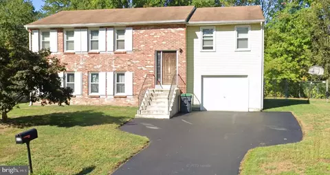112 Fantasia Dr, Newark, DE 19713