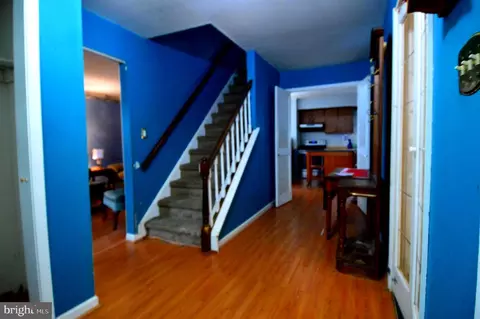 Entry Way - 35 Valley Forge Ct, Newark, DE 19702 photo 2 of 3