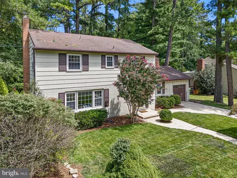 Exterior - 805 Rock Ln, Newark, DE 19713 photo 11 of 11