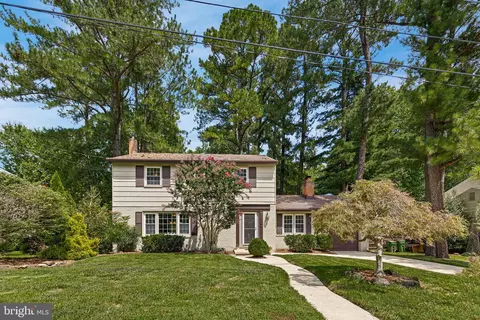 Exterior - 805 Rock Ln, Newark, DE 19713 photo 8 of 11
