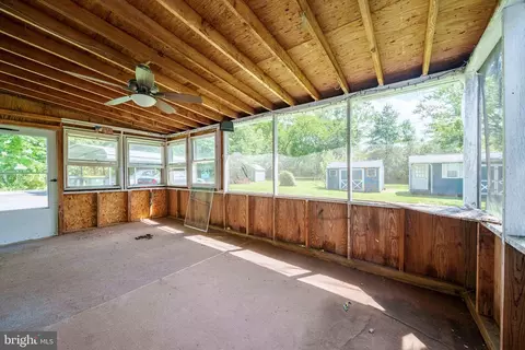 Exterior - 951 Barksdale Rd, Newark, DE 19711 photo 3 of 9
