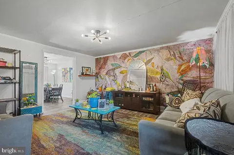1973 Lakeview Rd, Wilmington, DE 19805