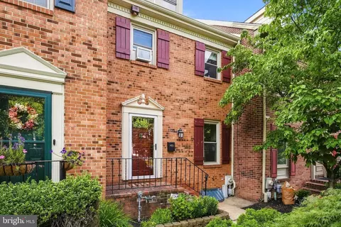 1125 N Broom St, Wilmington, DE 19806
