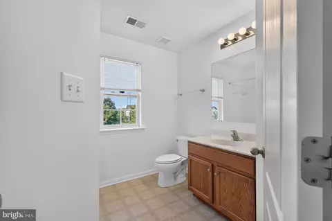 Bath - 369 Northhampton Way, Middletown, DE 19709 photo 1 of 2