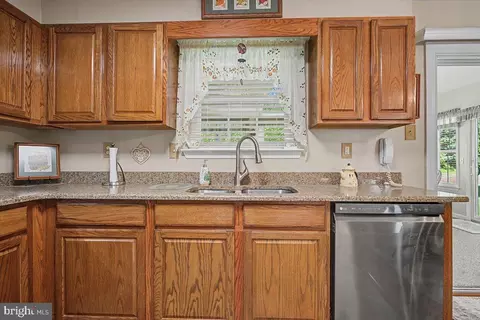 Kitchen - 28 Dasher Ave, Bear, DE 19701 photo 3 of 3
