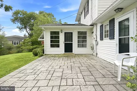 Exterior - 3 Ware Rd, Newark, DE 19711 photo 7 of 12