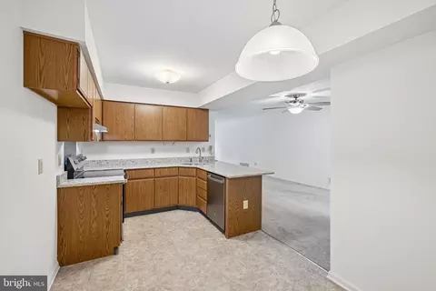 Kitchen - 8 Orourke Ct, Newark, DE 19702 photo 1 of 4
