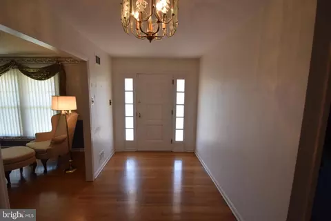 807 Seville Ave, Wilmington, DE 19809