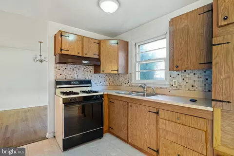 Kitchen - 502 E Basin Rd, New Castle, DE 19720 photo 1 of 2