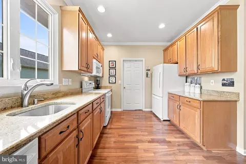 Kitchen - 54 Springmill Dr, Middletown, DE 19709 photo 2 of 4