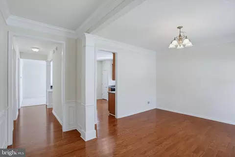 Entry Way - 305 Sentinel Ln, Newark, DE 19702 photo 1 of 3