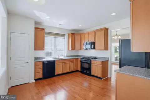 Kitchen - 305 Sentinel Ln, Newark, DE 19702 photo 1 of 3